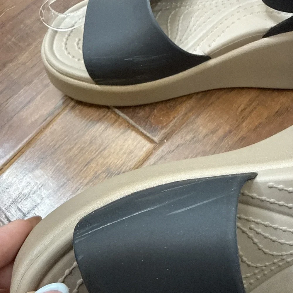 Crocs Platform Chunky Ankle Strap Wedge Sandal LiteRide Black Comfort Women's 6